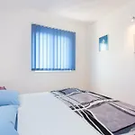 Adria 아파트 푸나트