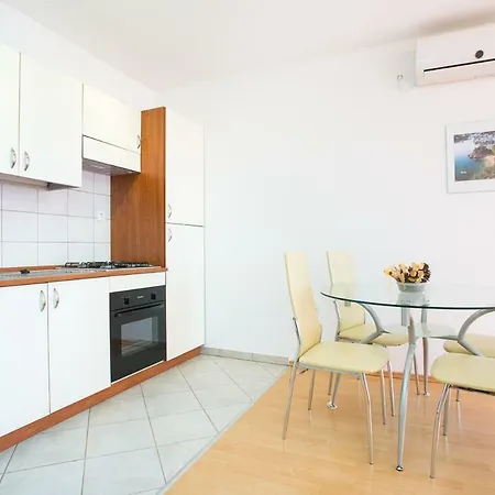 Apartment Adria