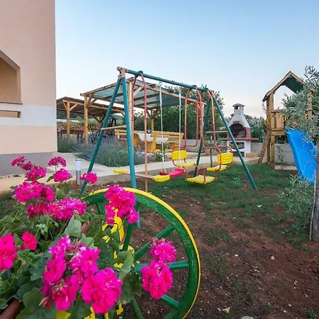 Adria Apartment *